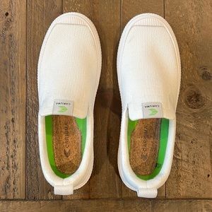 Cariuma Slip-On